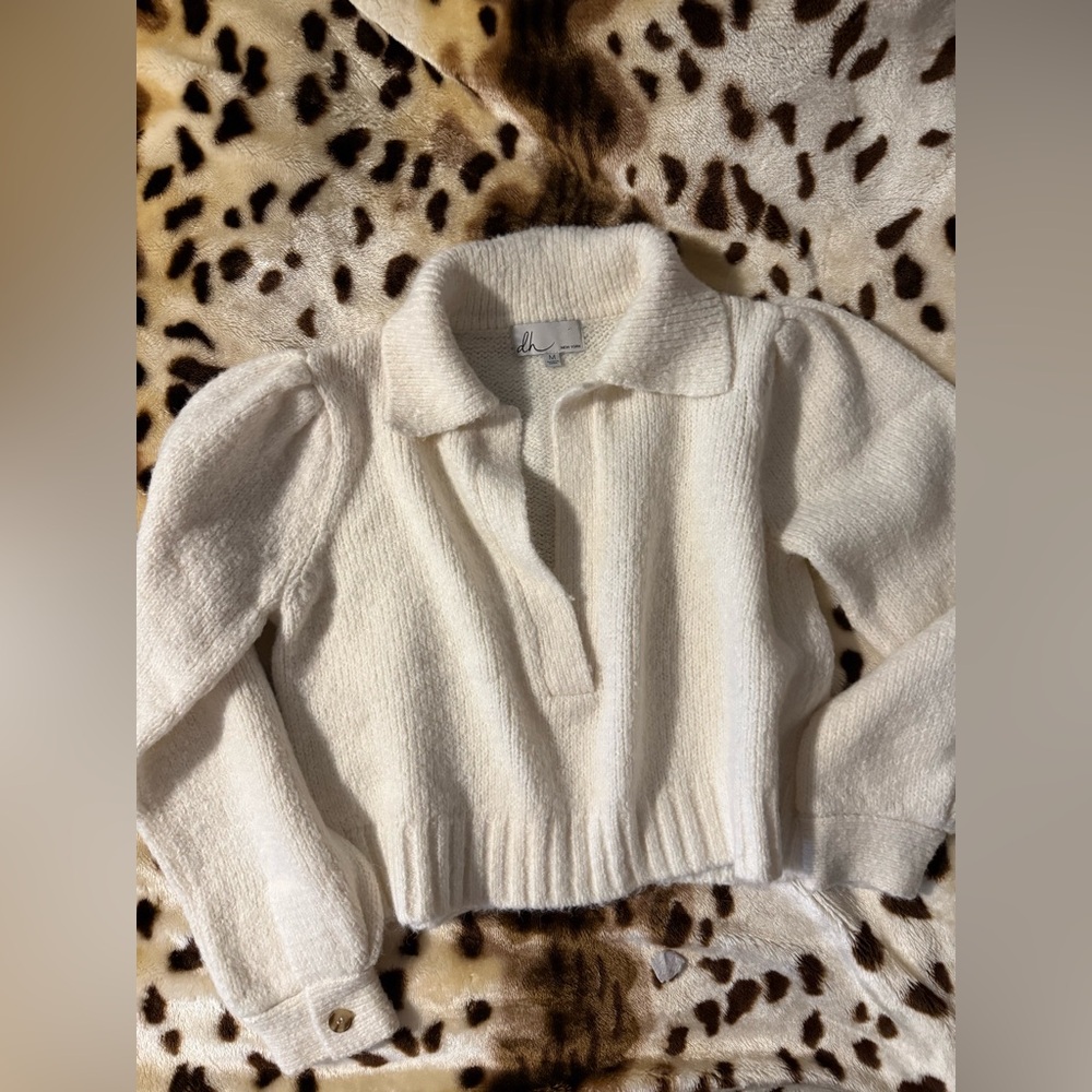 dh NEW YORK Cream Collared V-Neck Puff Sleeve Sweater